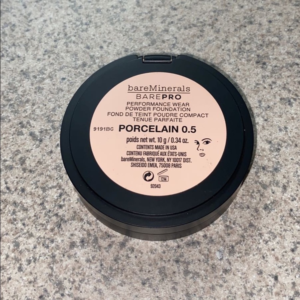 bareMinerals BarePro Powder Foundation